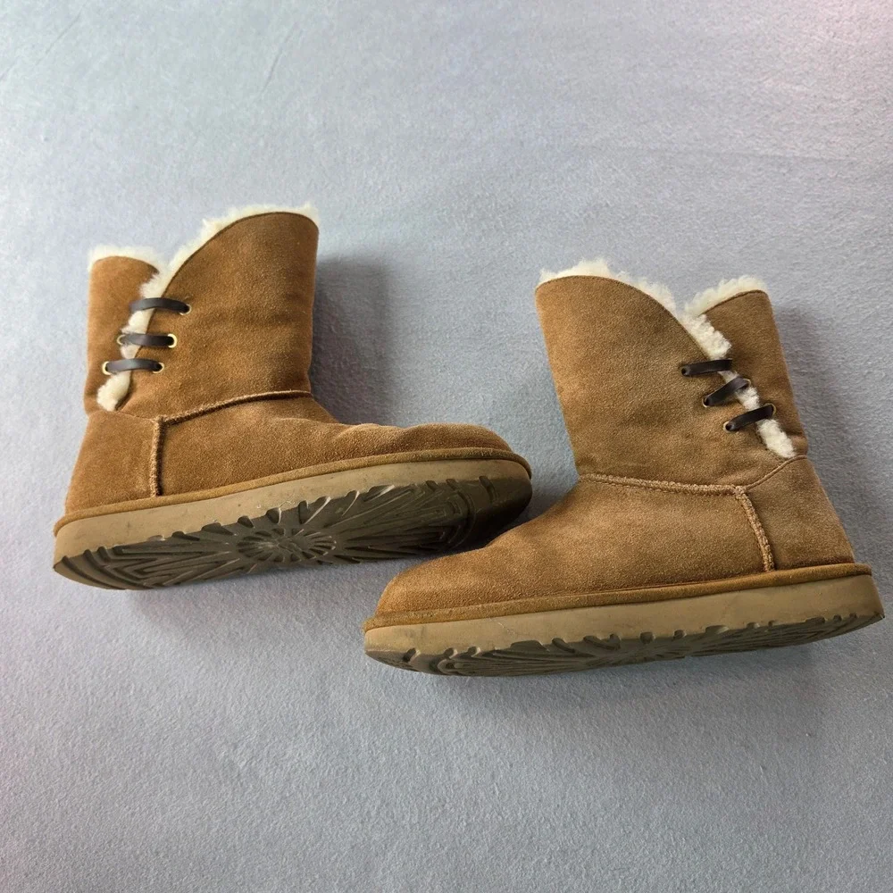 UGG Gita Chestnut Suede Sheepskin Bow Boots Womens 9 Coquette Boho
